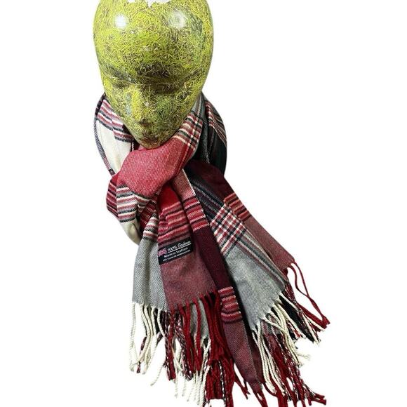 Scotland Made Cashmere Red Plaid Oversized Scarf - Picture 1 of 3
